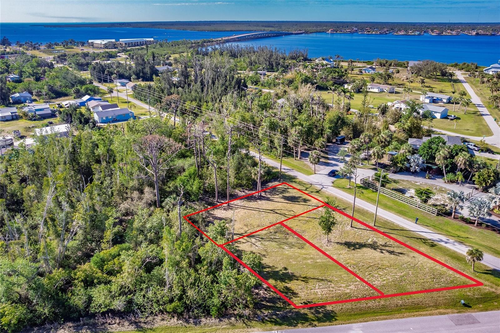 Image 2 of 6 For 14245 Myakka Avenue