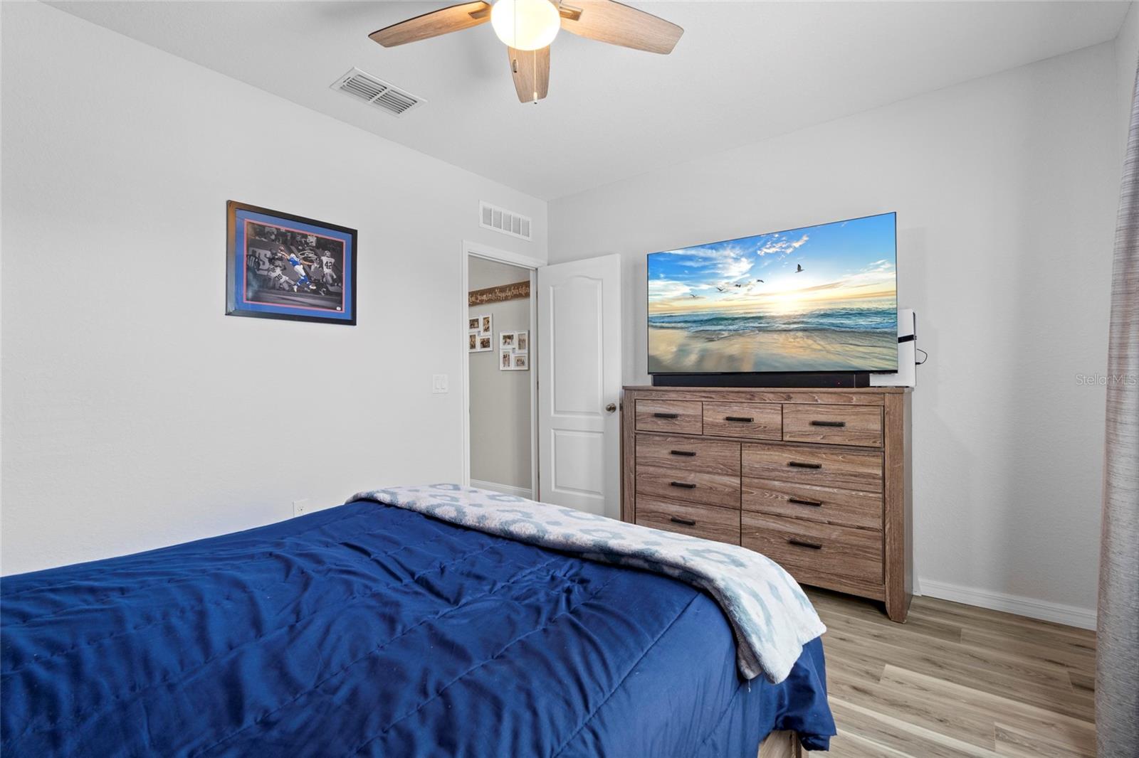Image 20 of 47 For 15193 Mille Fiore Boulevard