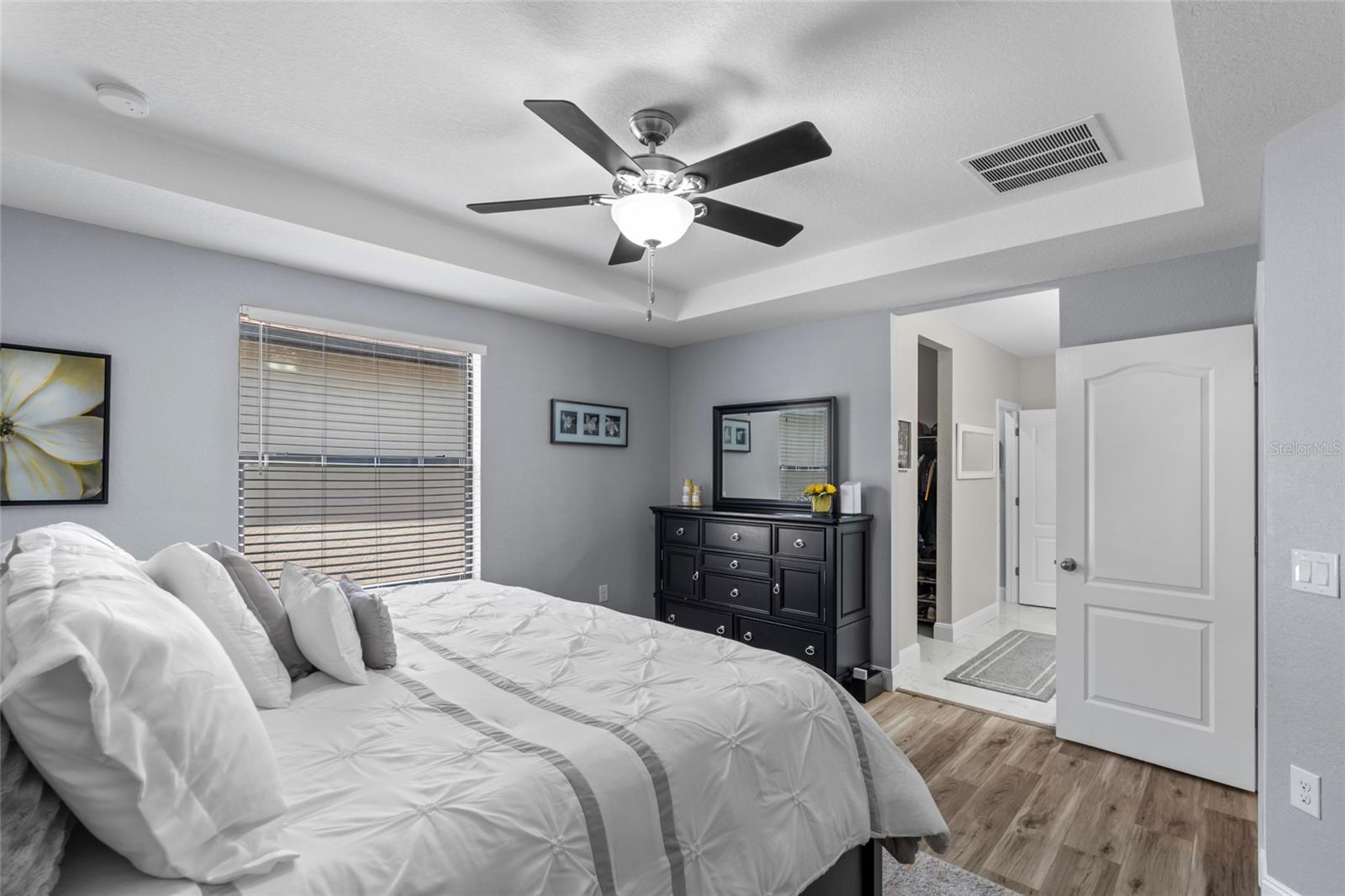 Image 27 of 47 For 15193 Mille Fiore Boulevard