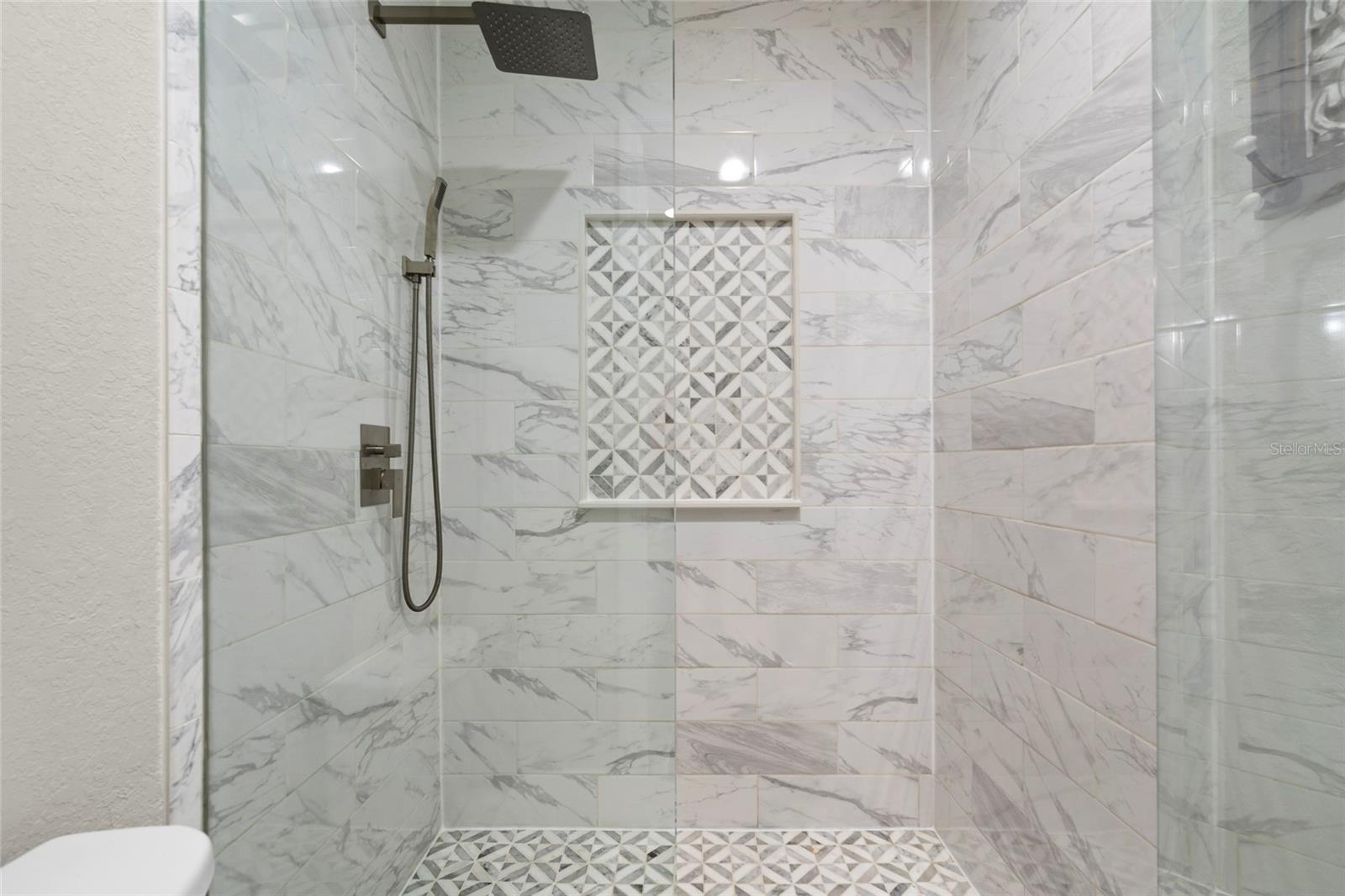 Image 31 of 47 For 15193 Mille Fiore Boulevard