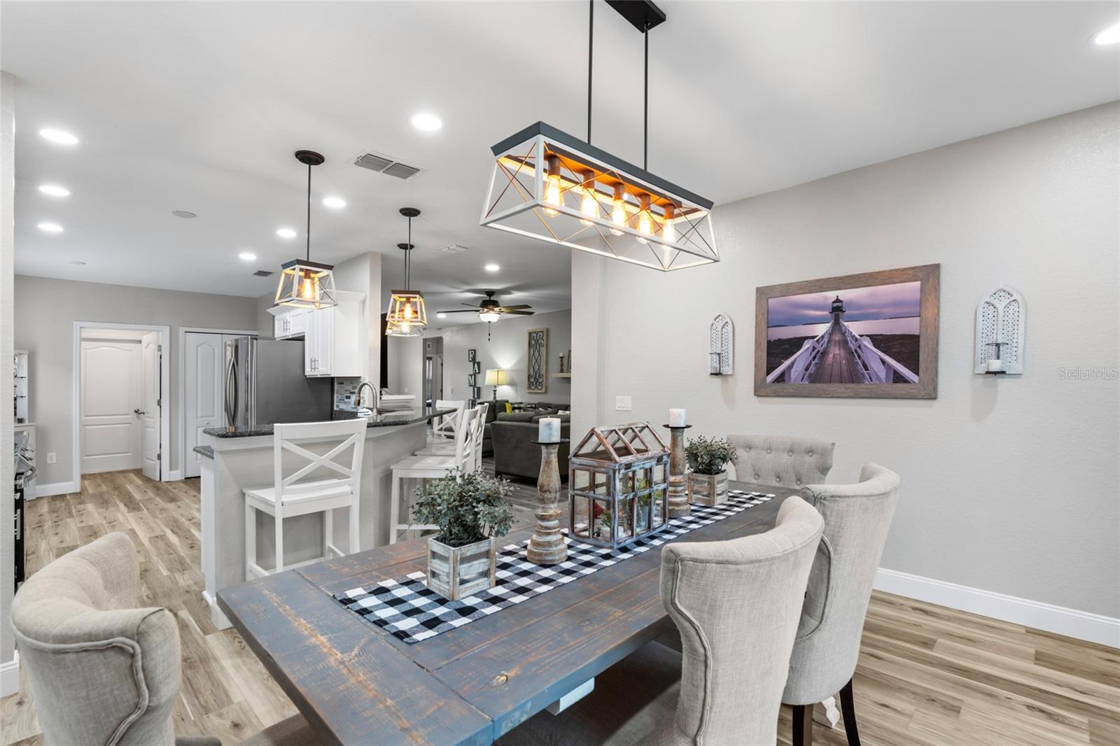 Image 34 of 47 For 15193 Mille Fiore Boulevard