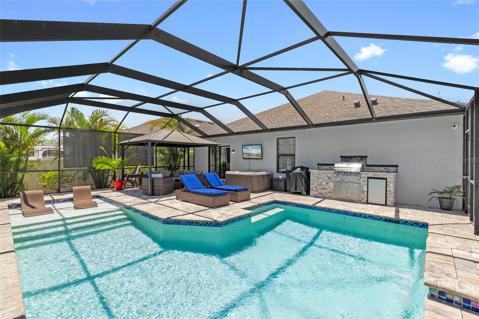 Image 38 of 47 For 15193 Mille Fiore Boulevard