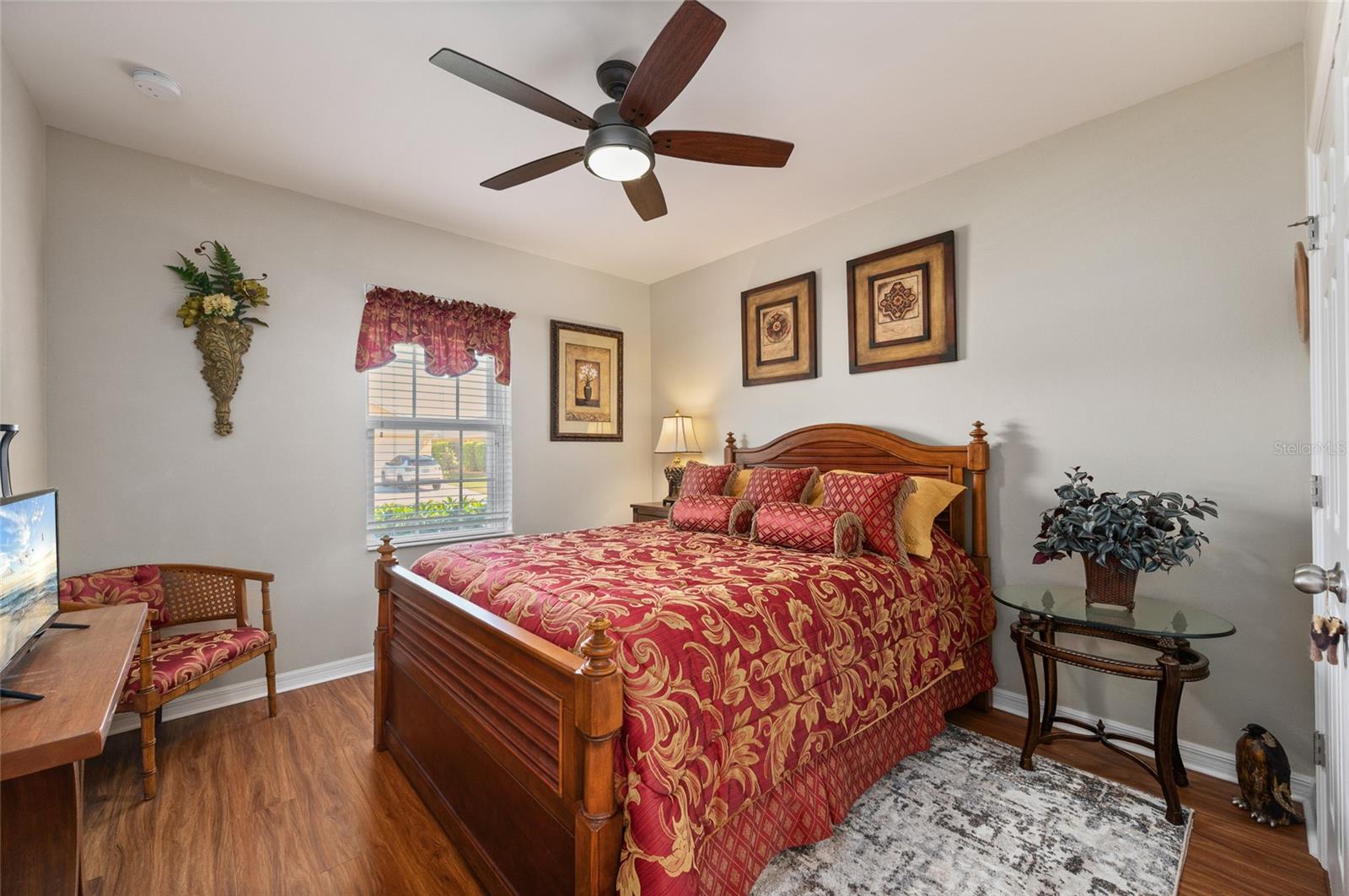 Image 27 of 81 For 7501 Mikasa Drive