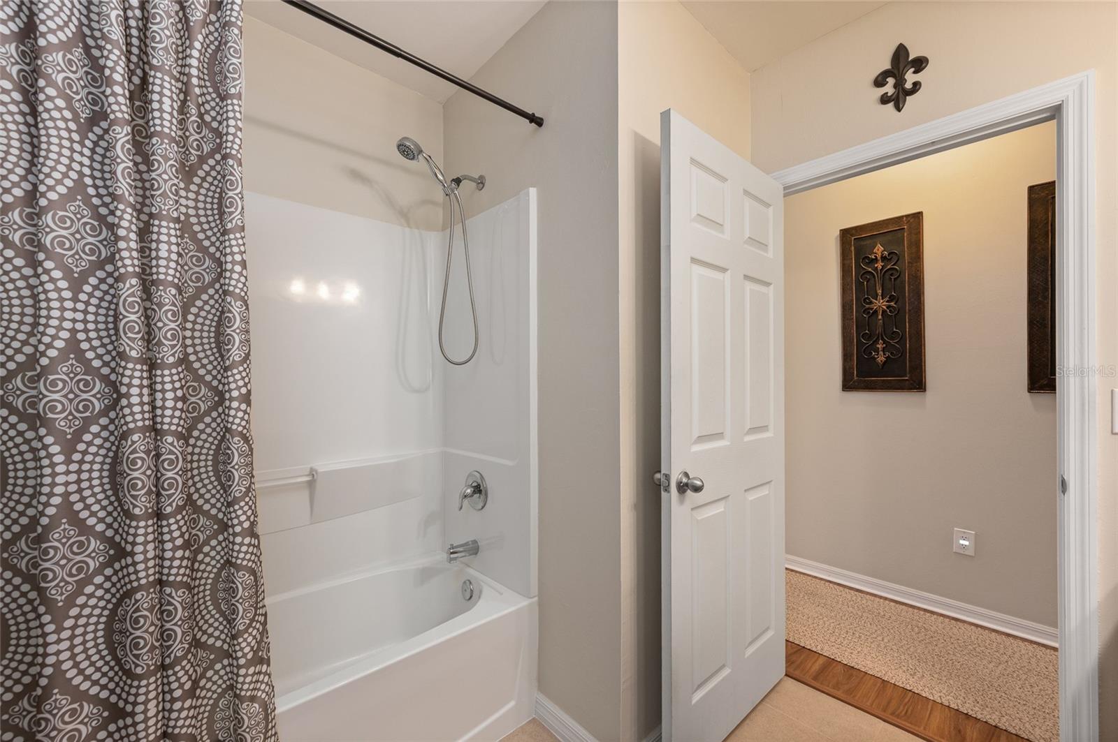 Image 31 of 81 For 7501 Mikasa Drive