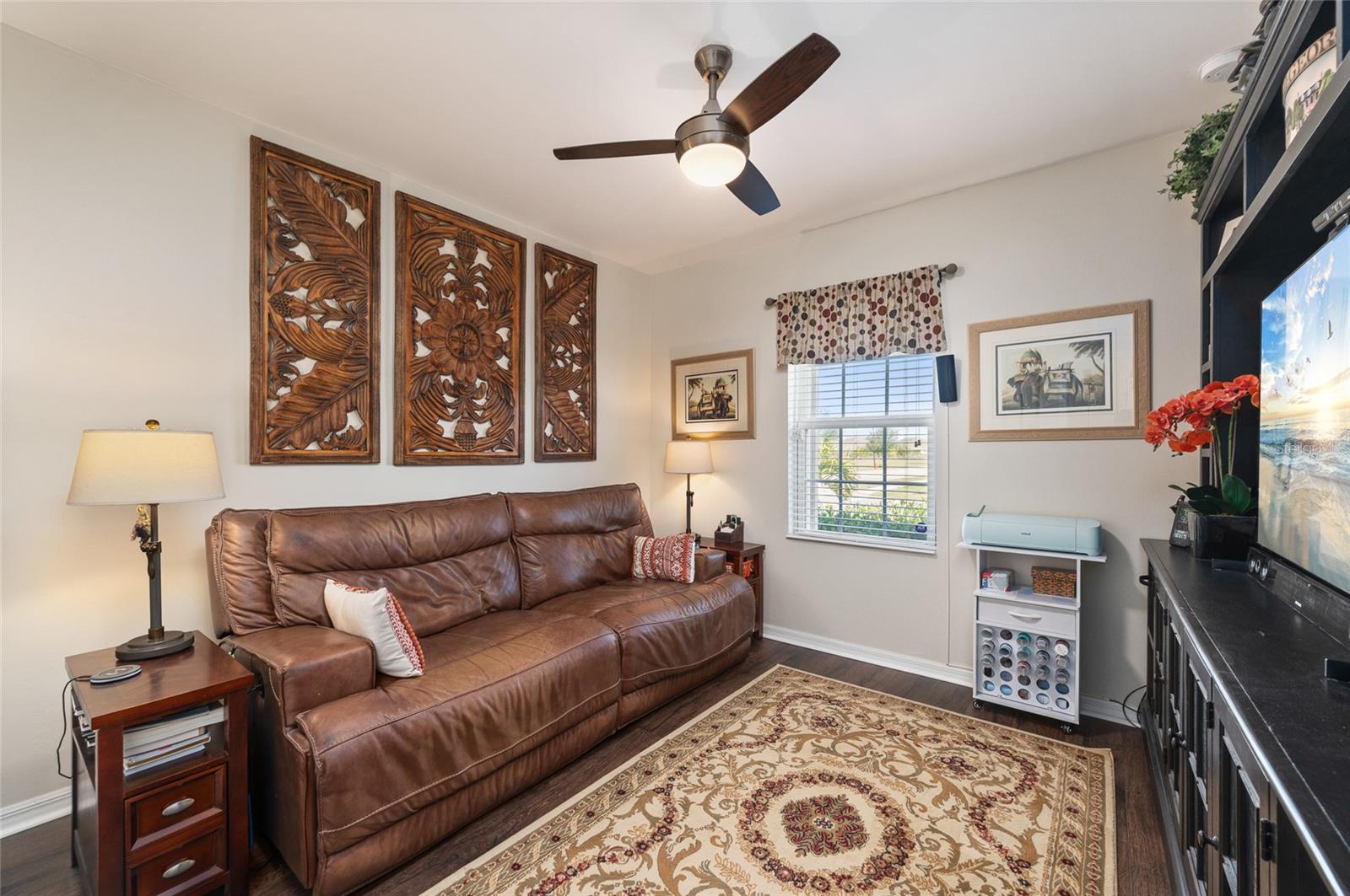 Image 32 of 81 For 7501 Mikasa Drive