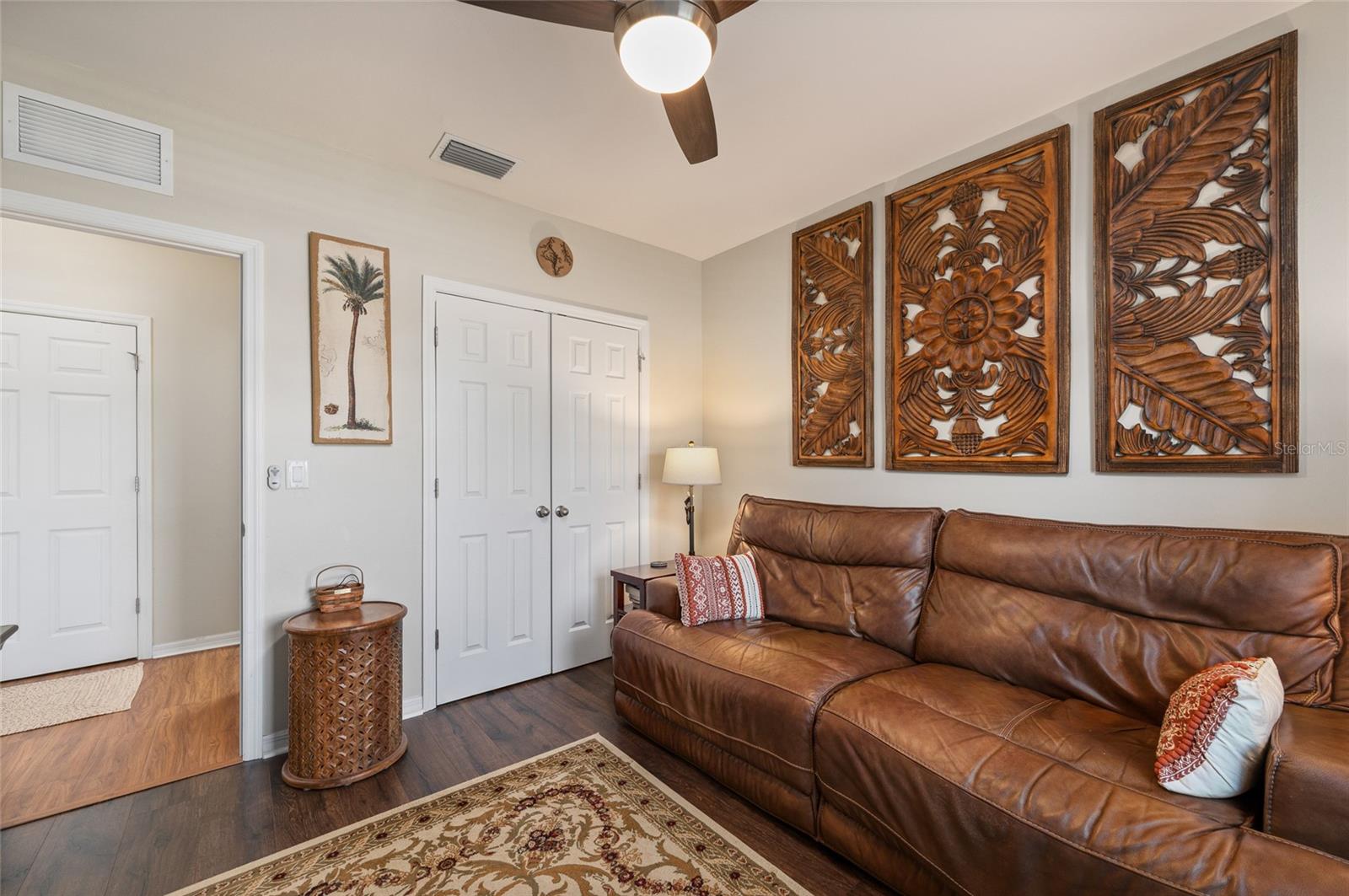 Image 33 of 81 For 7501 Mikasa Drive