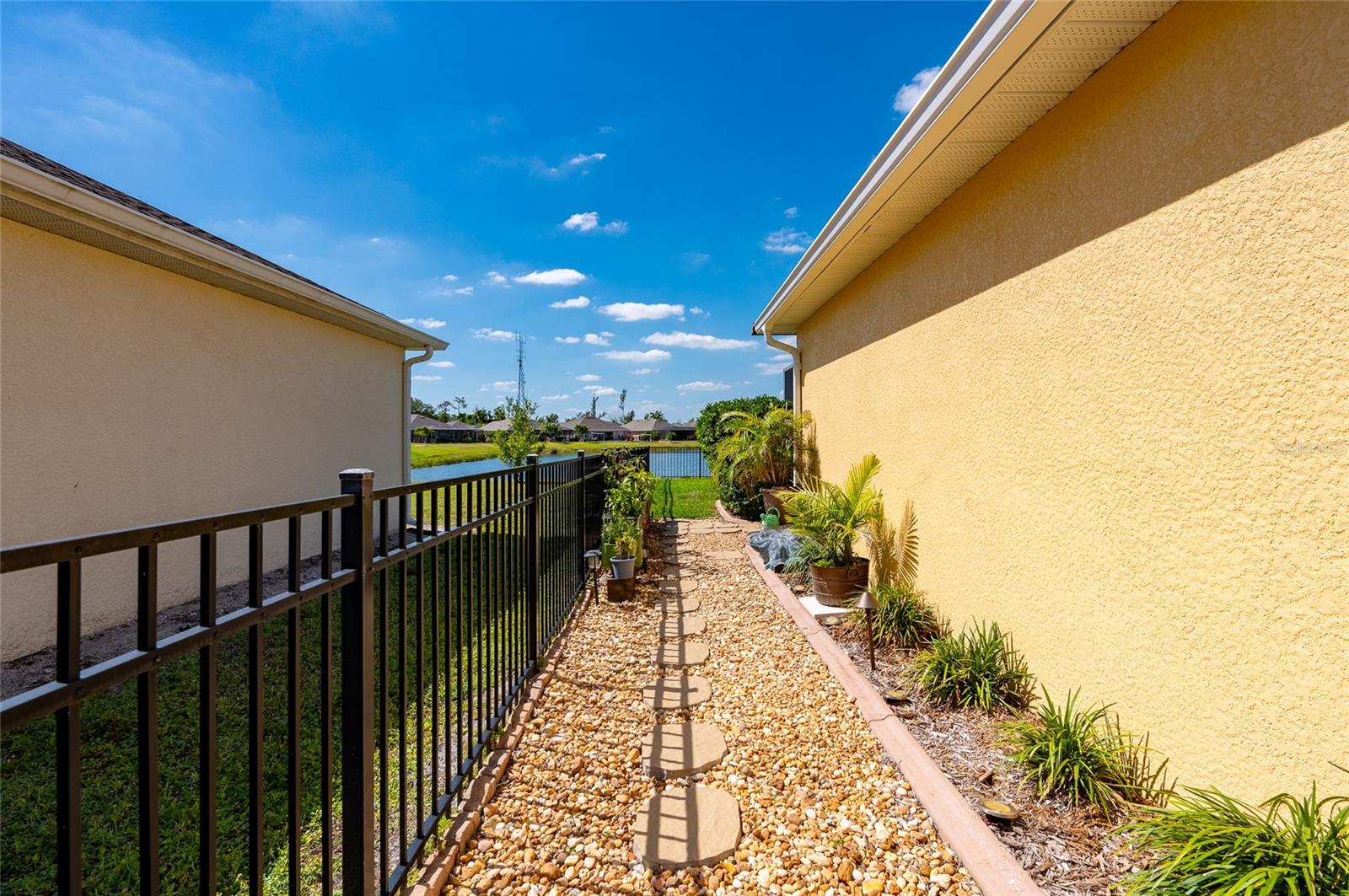 Image 48 of 81 For 7501 Mikasa Drive