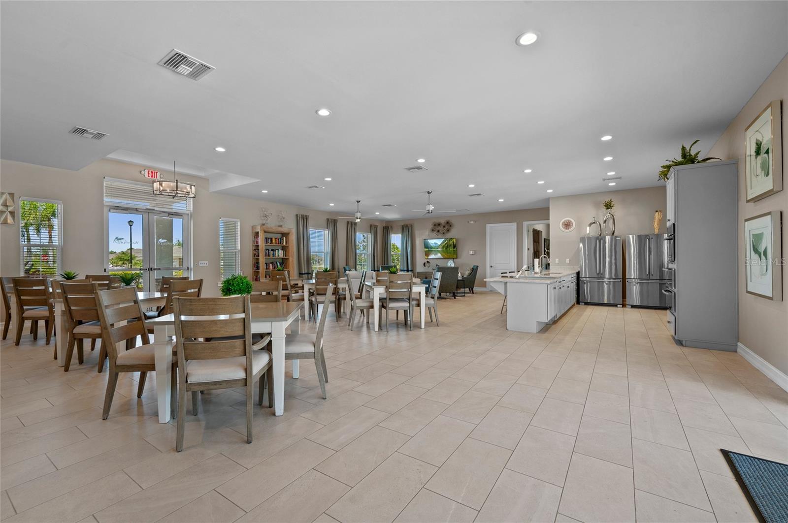 Image 77 of 81 For 7501 Mikasa Drive