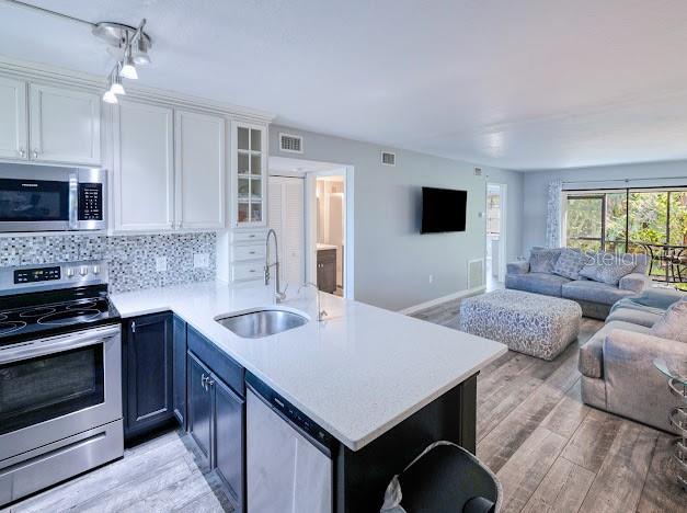 Image 7 of 22 For 26485 Rampart Boulevard C1