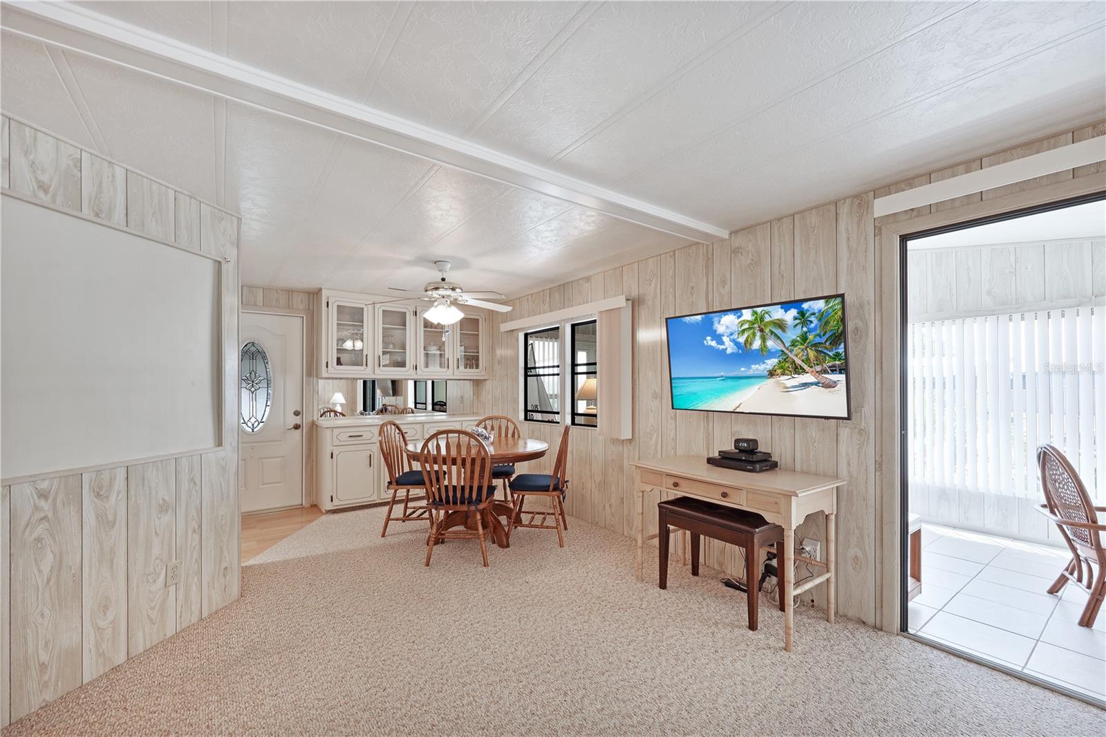 Image 11 of 86 For 2100 Kings Highway 1038