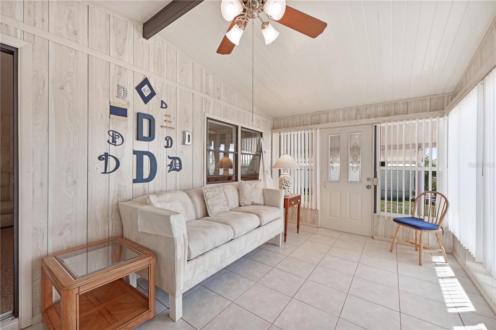 Image 8 of 86 For 2100 Kings Highway 1038
