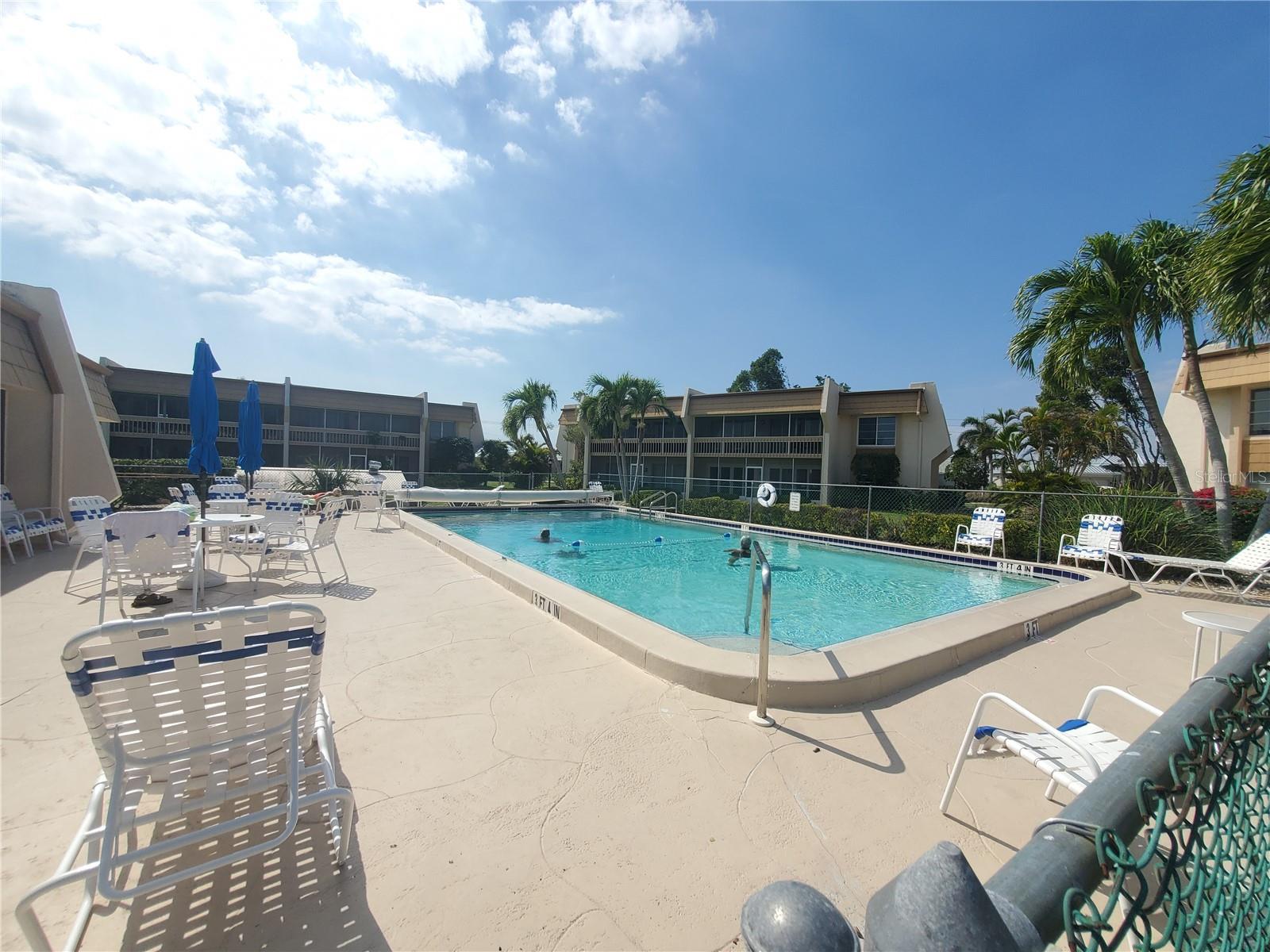 Image 2 of 21 For 1080 Bal Harbor Boulevard 3b