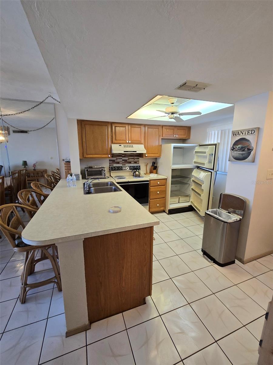Image 13 of 25 For 25225 Rampart Boulevard 1801