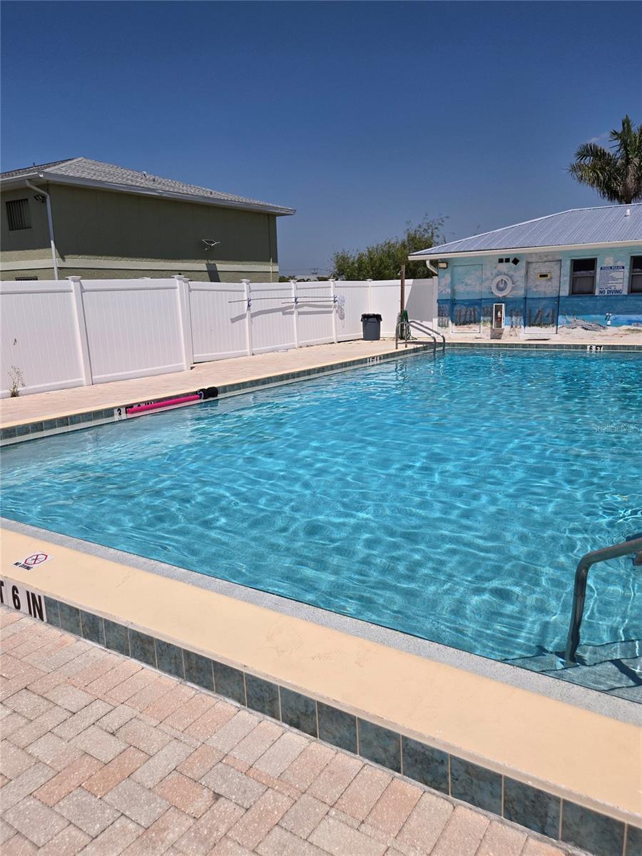 Image 22 of 25 For 25225 Rampart Boulevard 1801