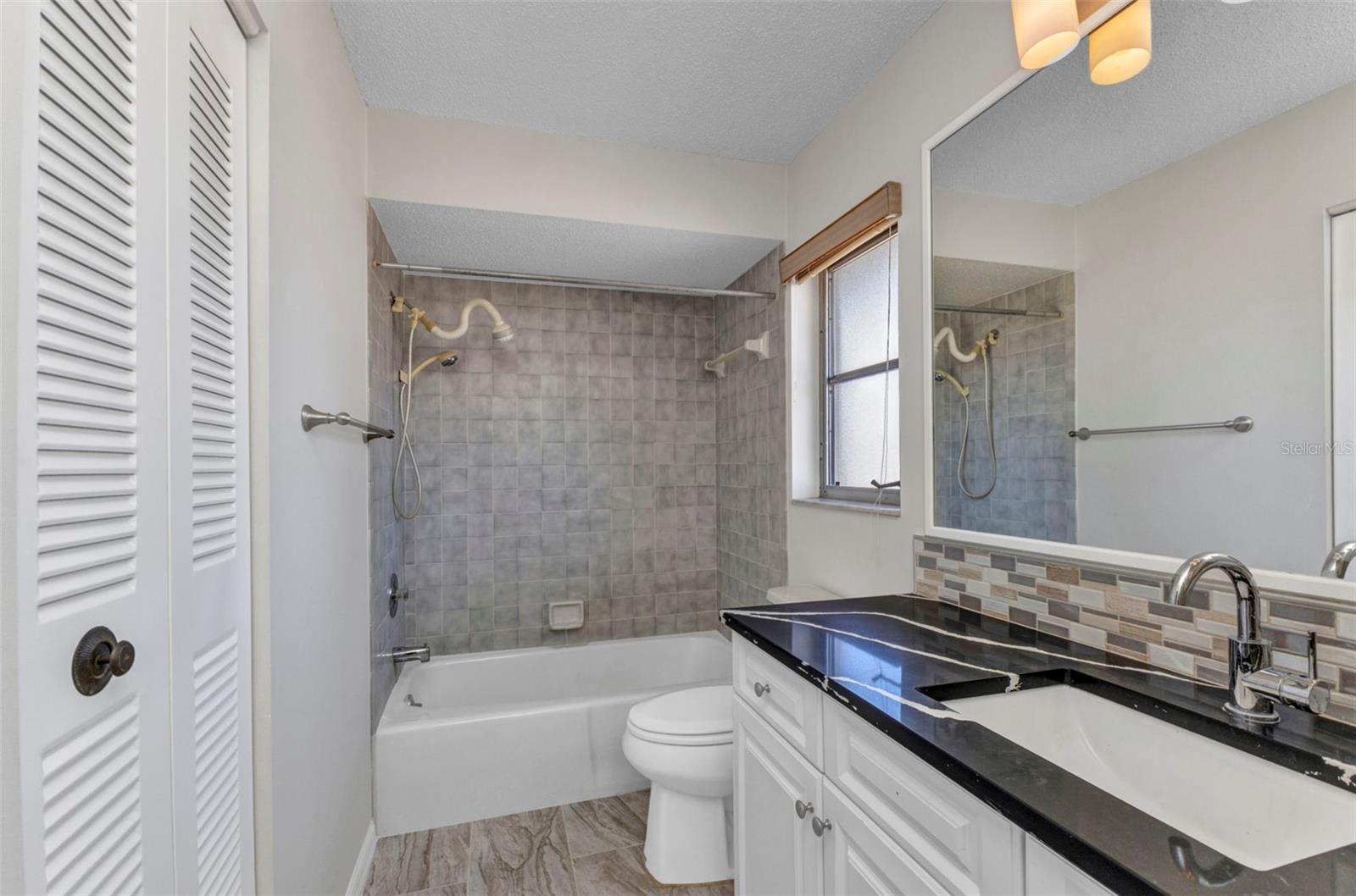 Image 22 of 41 For 428 Briarwood Road
