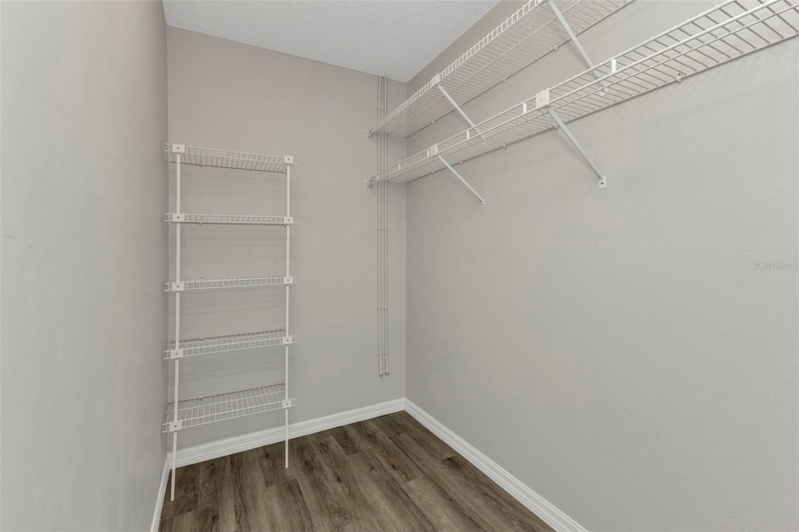 Image 30 of 41 For 428 Briarwood Road