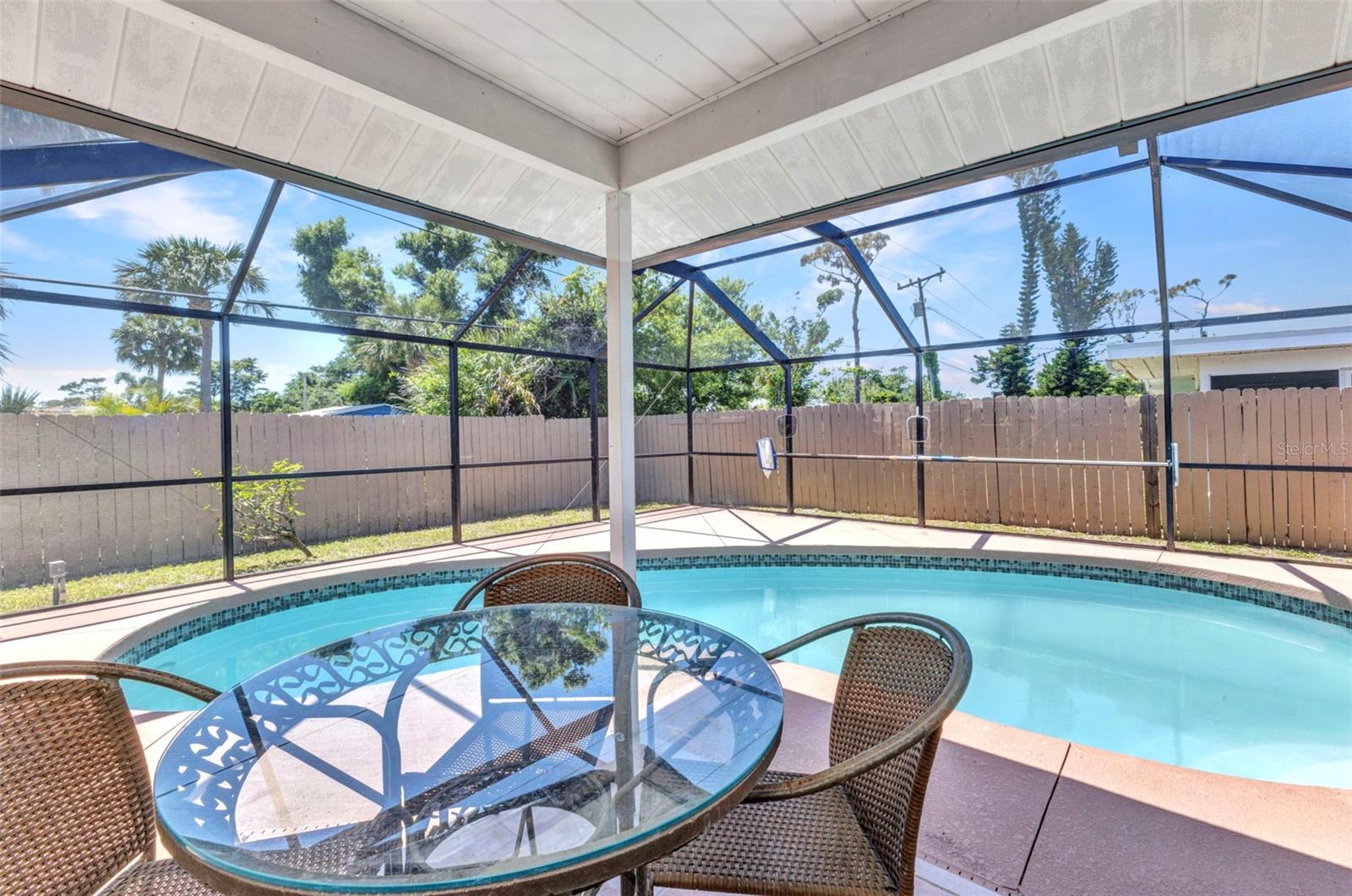 Image 34 of 41 For 428 Briarwood Road