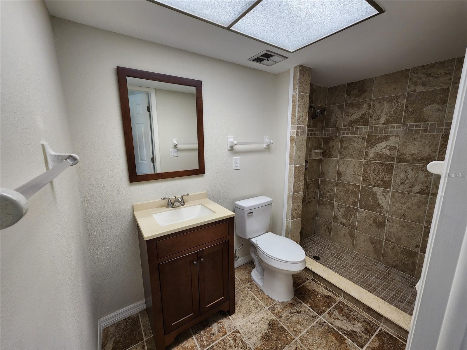 Image 39 of 61 For 21035 Exmore Ave