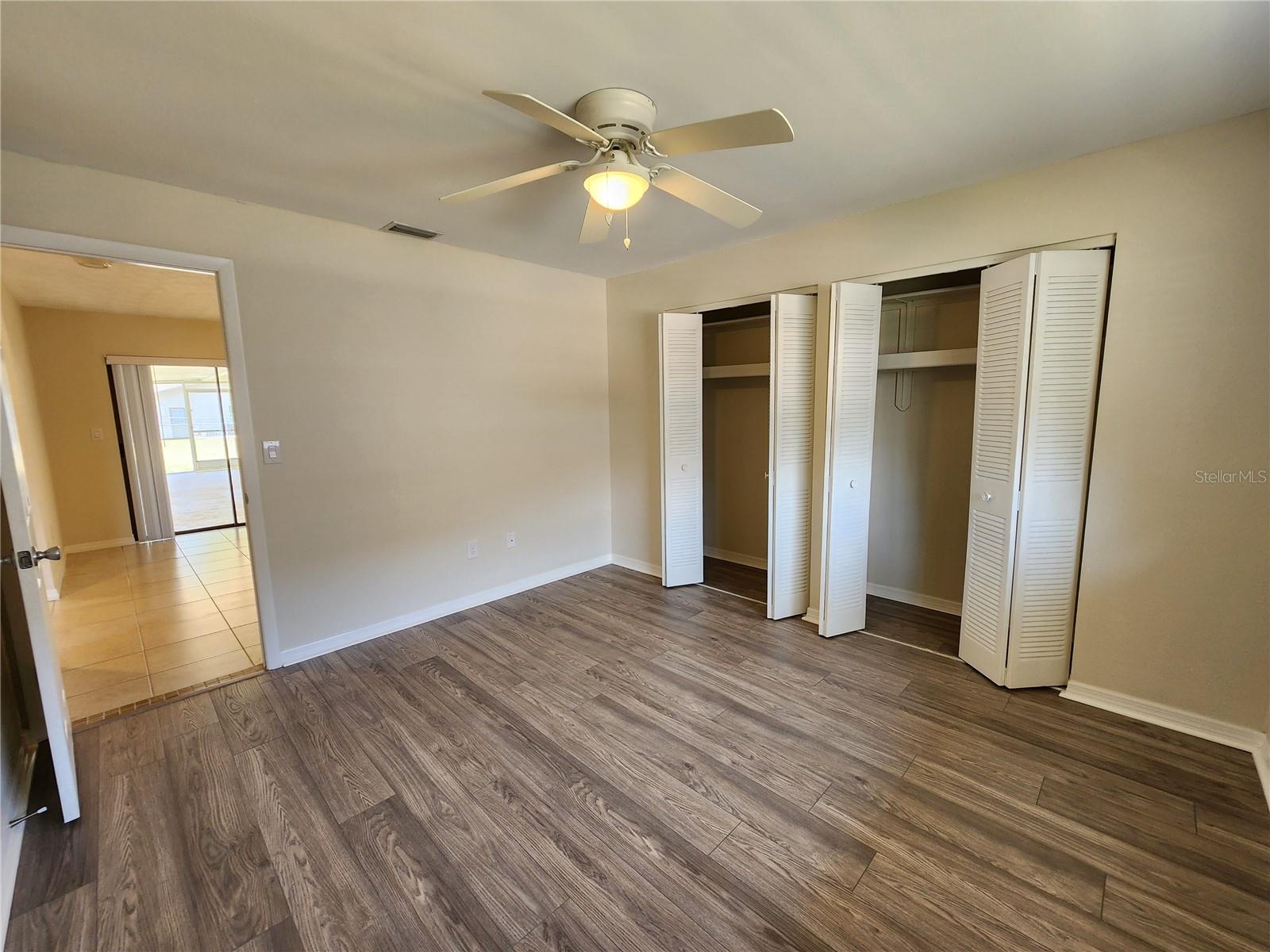 Image 48 of 61 For 21035 Exmore Ave