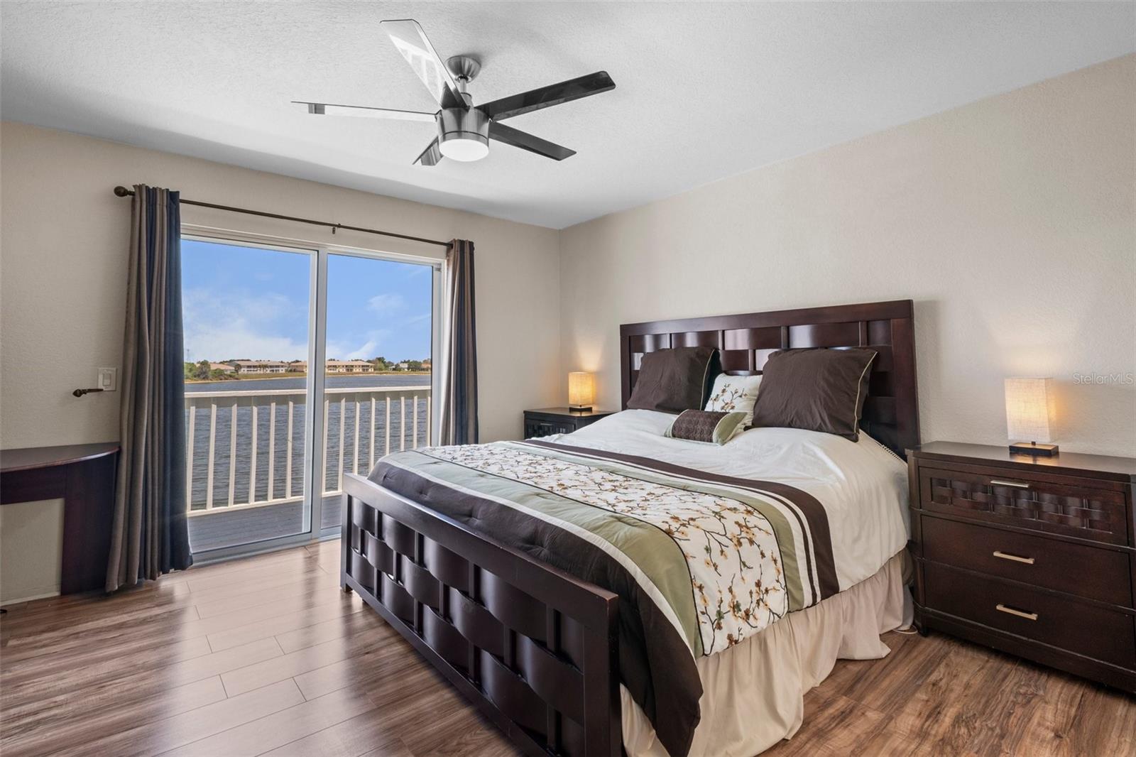 Image 20 of 35 For 26290 Rampart Boulevard D