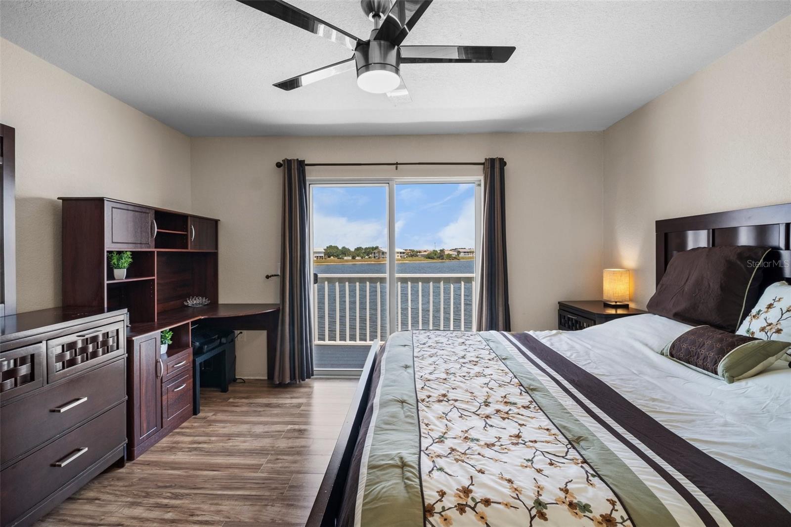 Image 21 of 35 For 26290 Rampart Boulevard D
