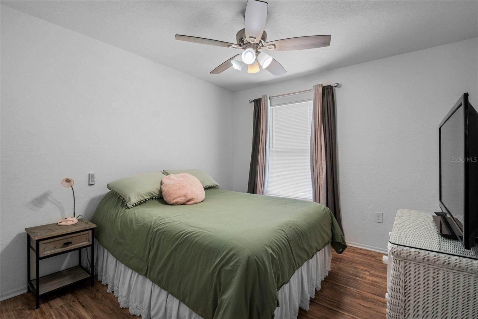 Image 27 of 35 For 26290 Rampart Boulevard D