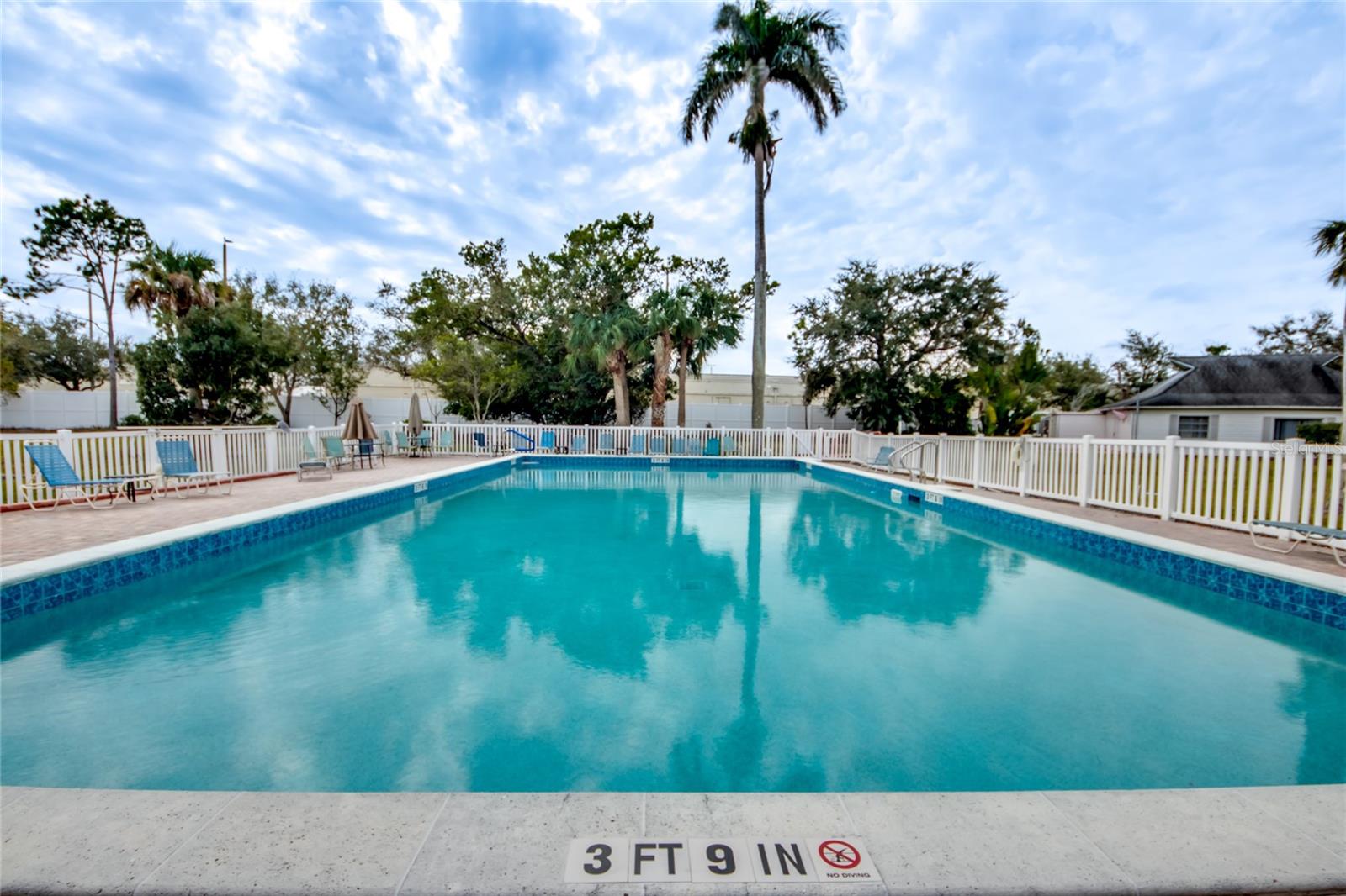 Image 3 of 28 For 1432 Tropic Terrace 1432