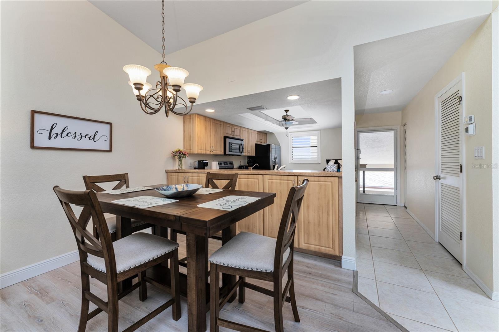 Image 8 of 21 For 347 Coldeway Drive G6