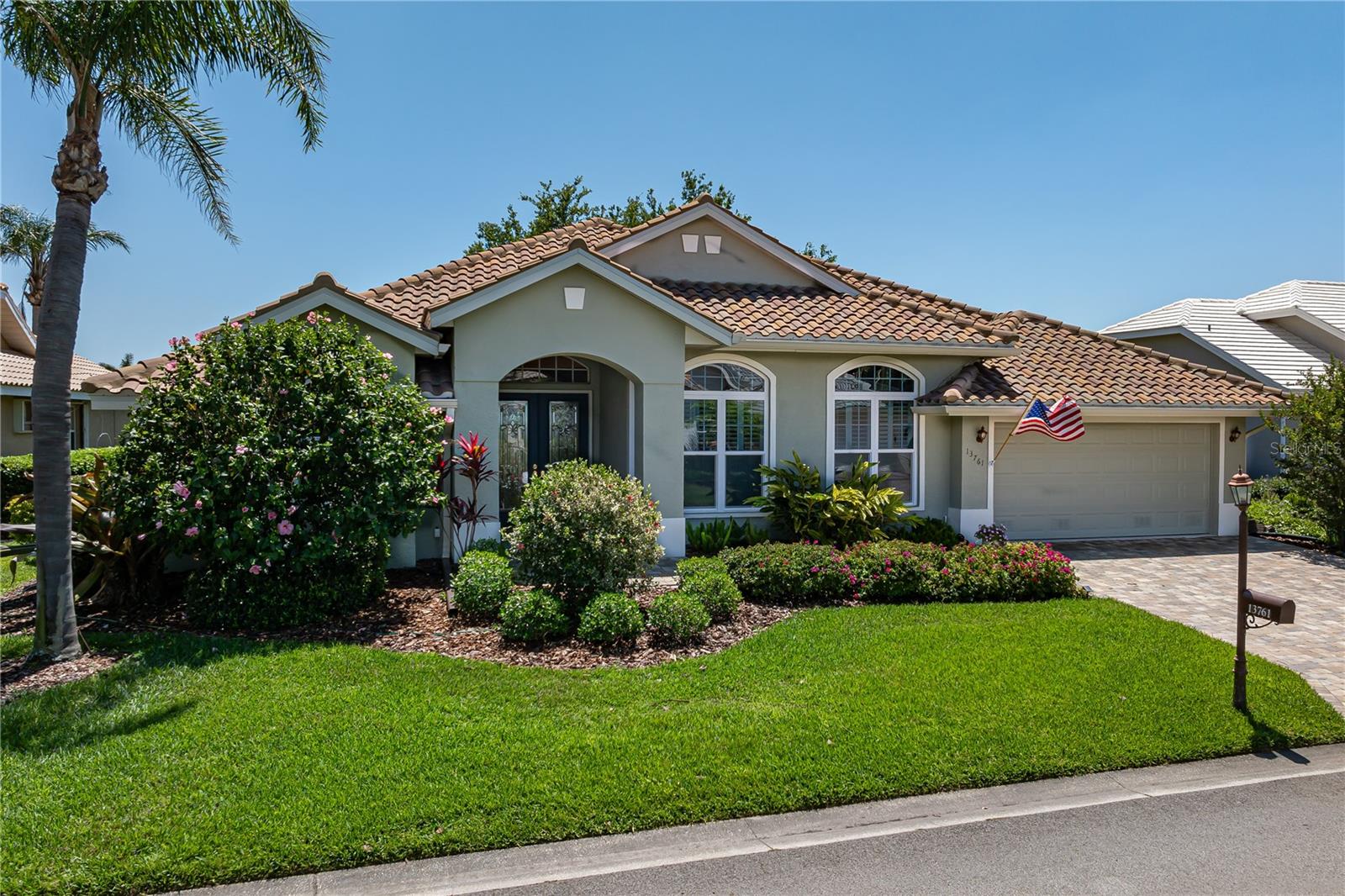 Image 19 of 71 For 13761 Long Lake Lane