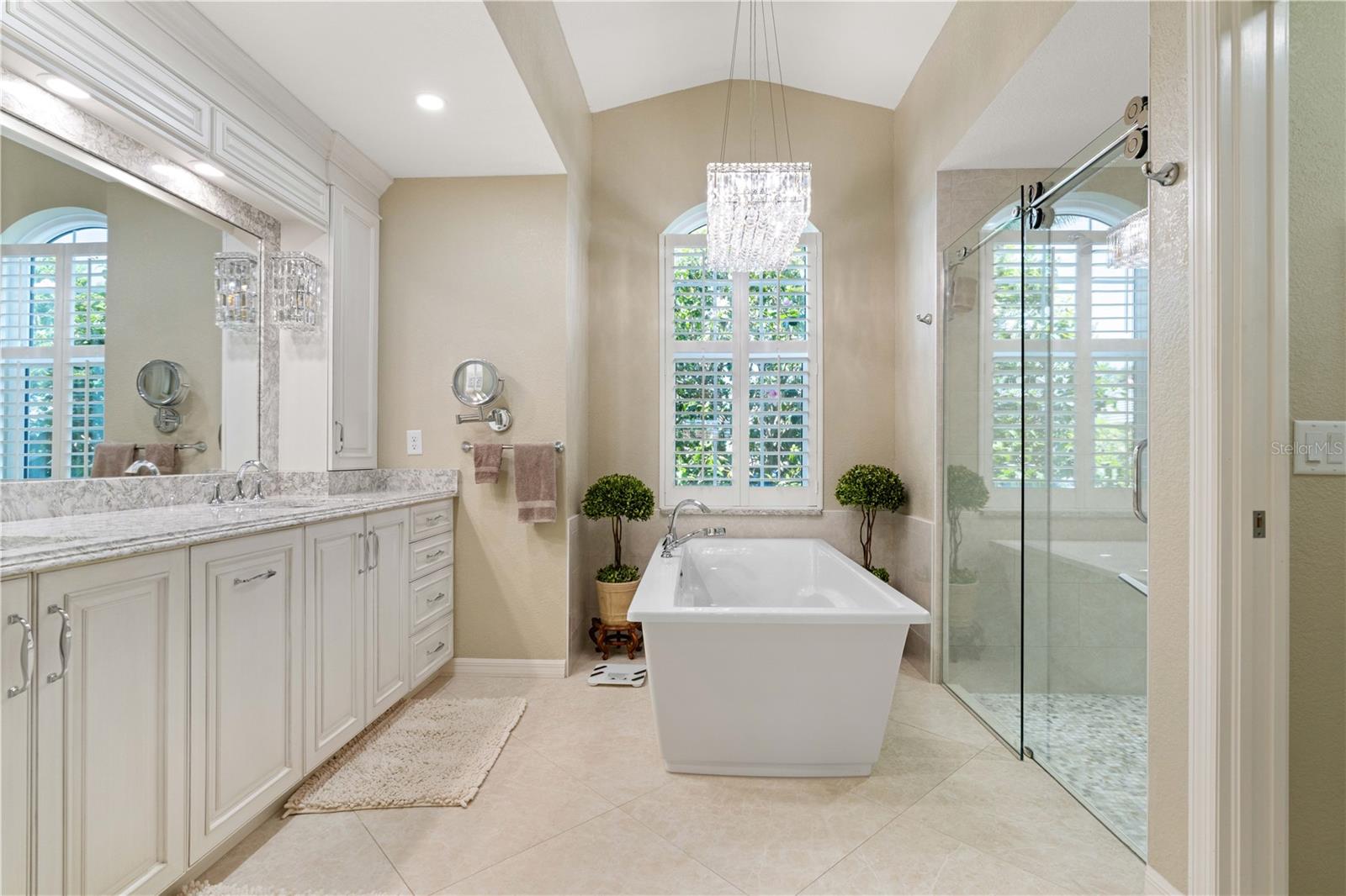 Image 42 of 71 For 13761 Long Lake Lane