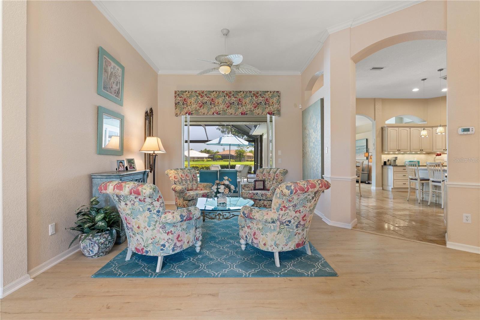 Image 5 of 71 For 13761 Long Lake Lane