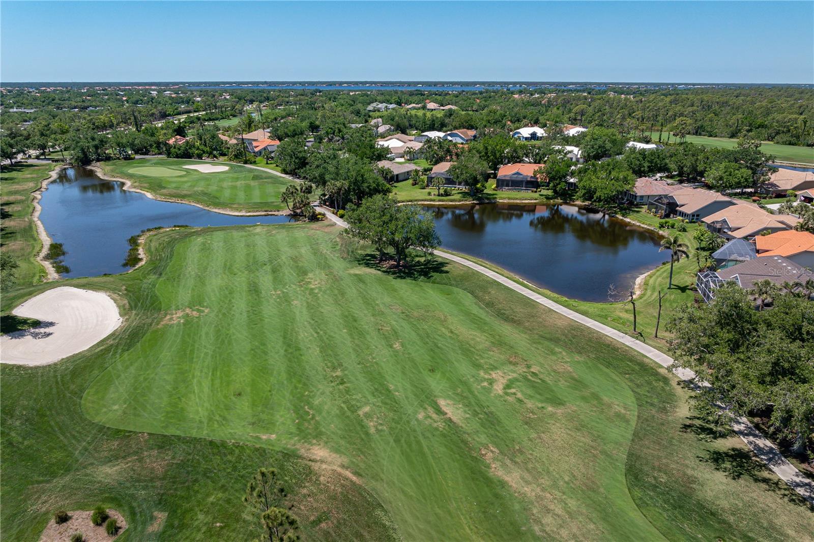 Image 65 of 71 For 13761 Long Lake Lane