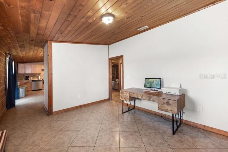 Image 20 of 33 For 47350 Bermont Road