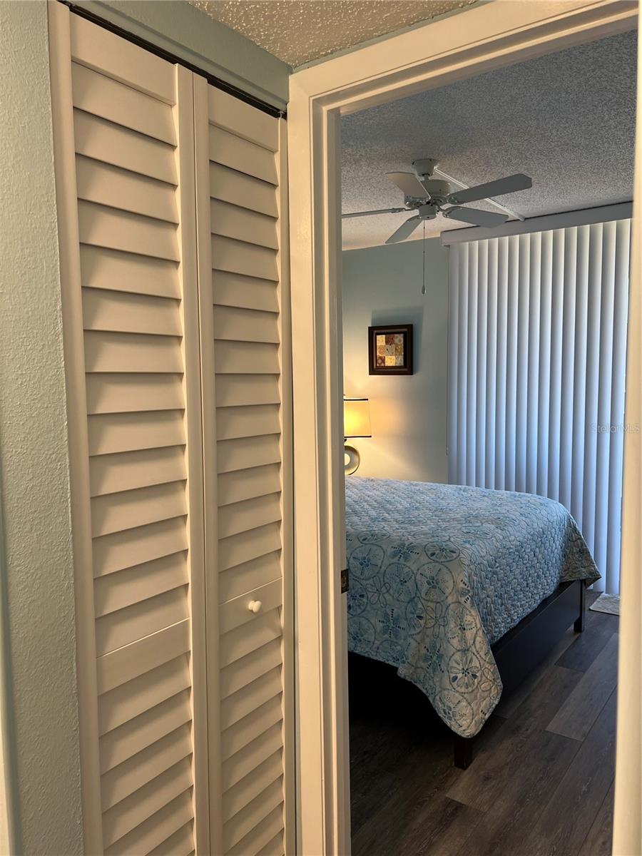 Image 20 of 39 For 21405 Olean Boulevard 531