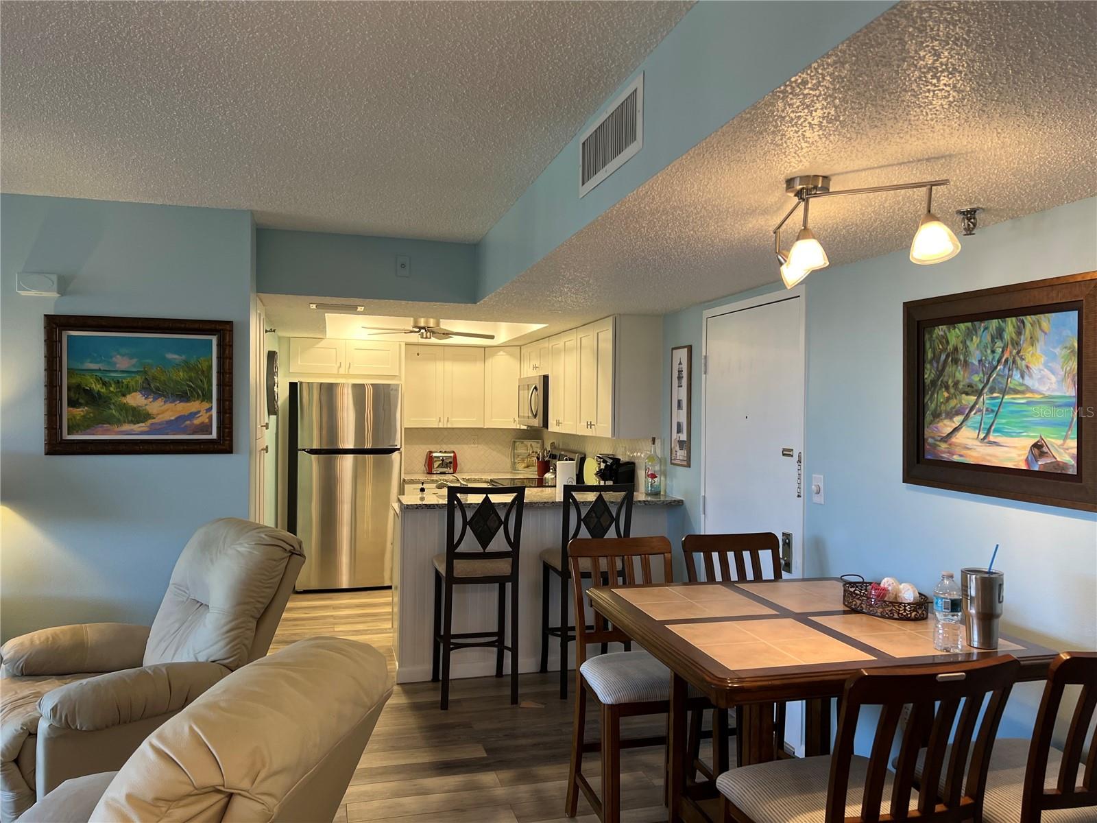 Image 6 of 39 For 21405 Olean Boulevard 531