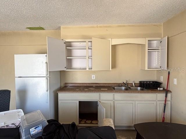 Image 9 of 28 For 3538 Pinetree Street