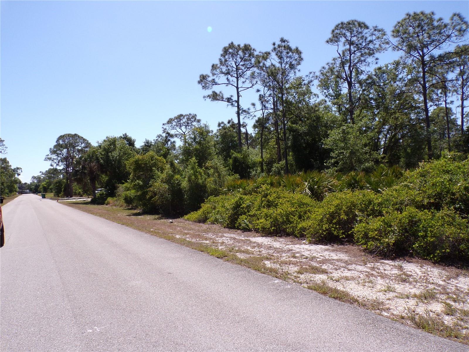 Image 3 of 10 For 27077 Pasadena Drive