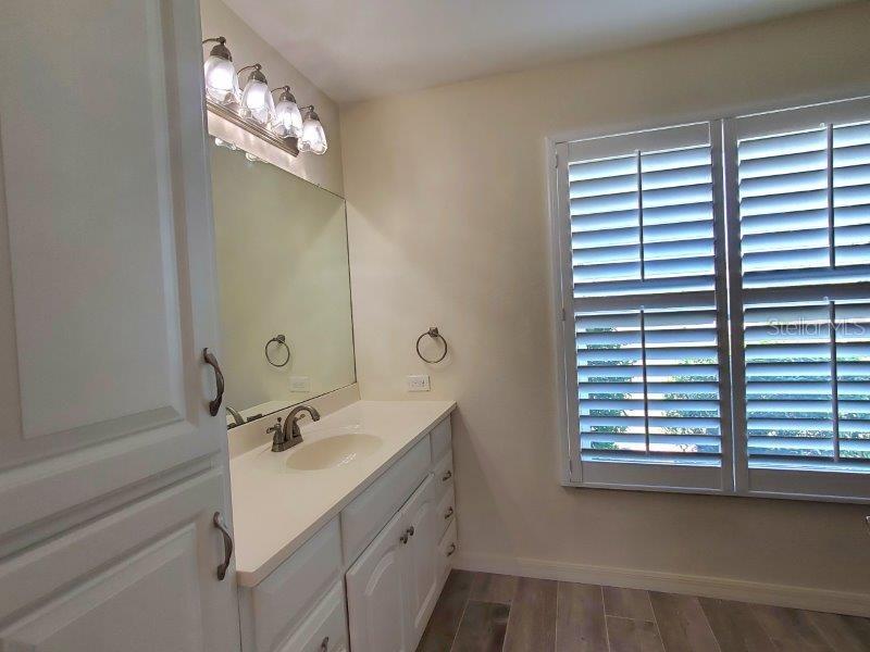 Image 14 of 33 For 26070 Ocelot Lane