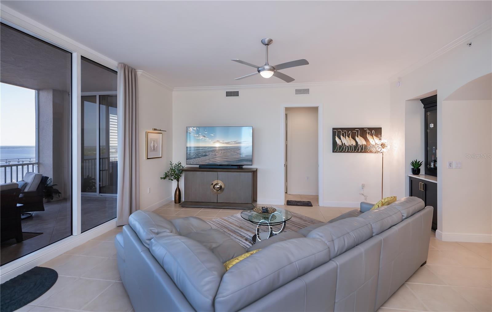 Image 12 of 74 For 2104 1st Street 3103