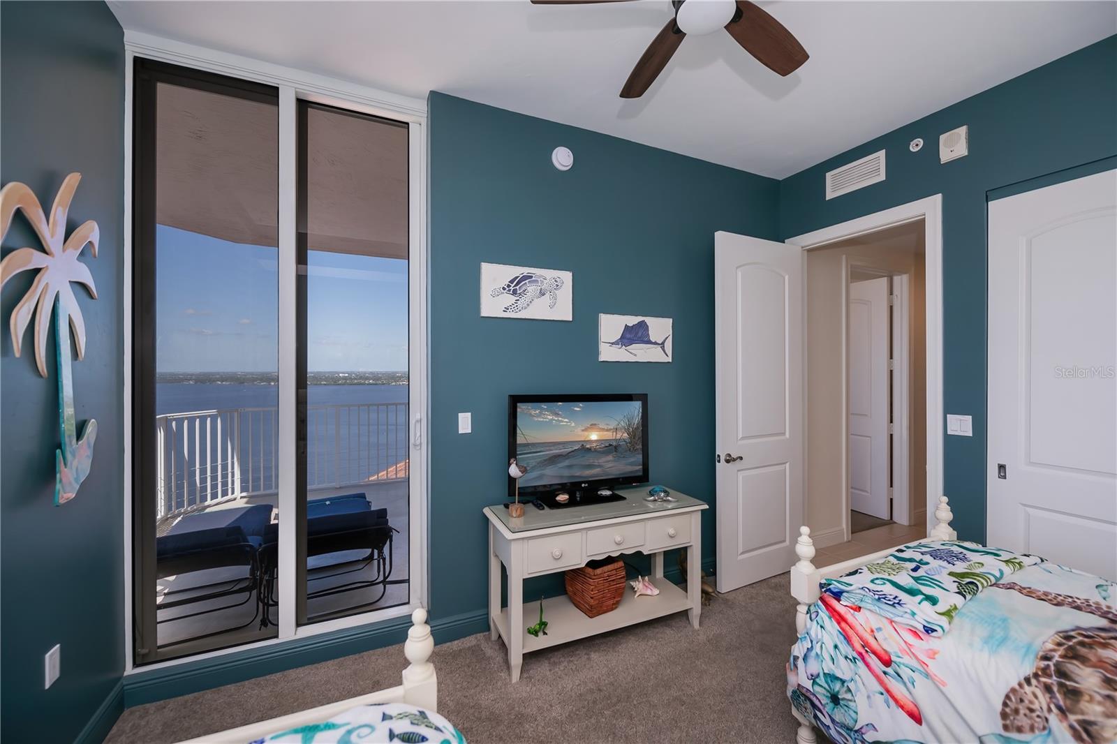 Image 47 of 74 For 2104 1st Street 3103