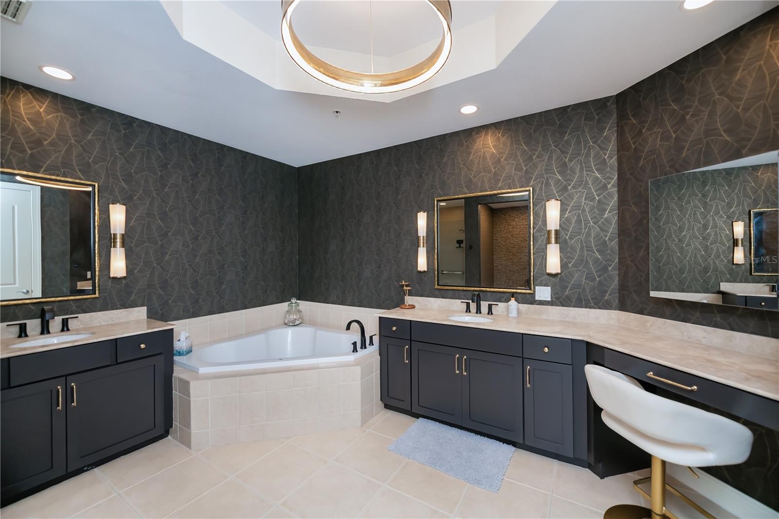 Image 5 of 74 For 2104 1st Street 3103