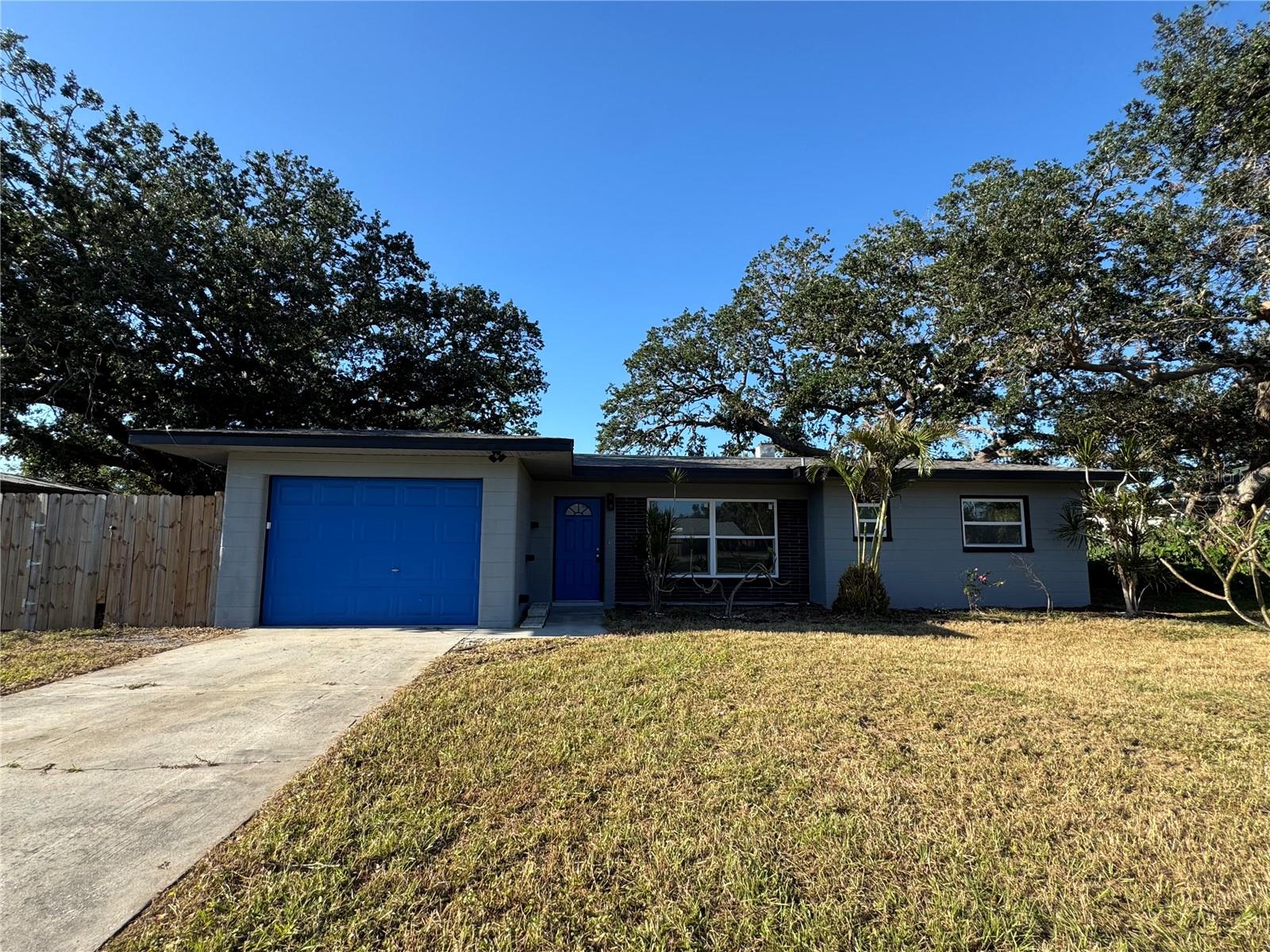 Details for 426 Magnolia Road, VENICE, FL 34293