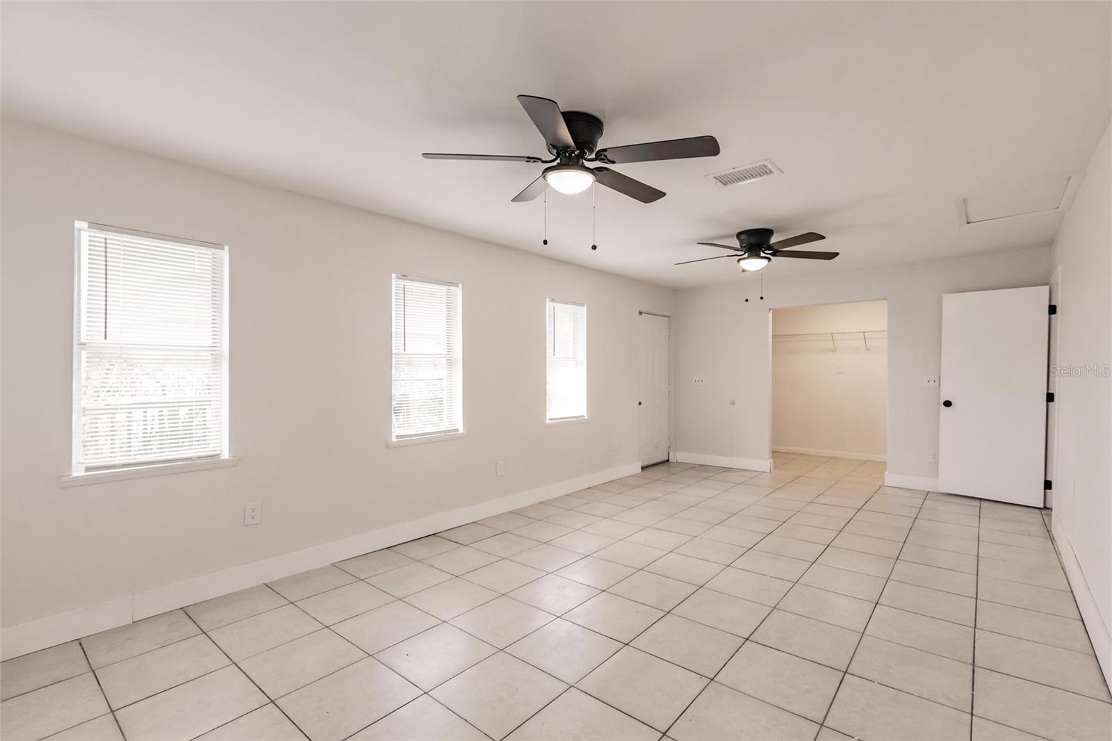 Image 21 of 62 For 1665 Florence Avenue B