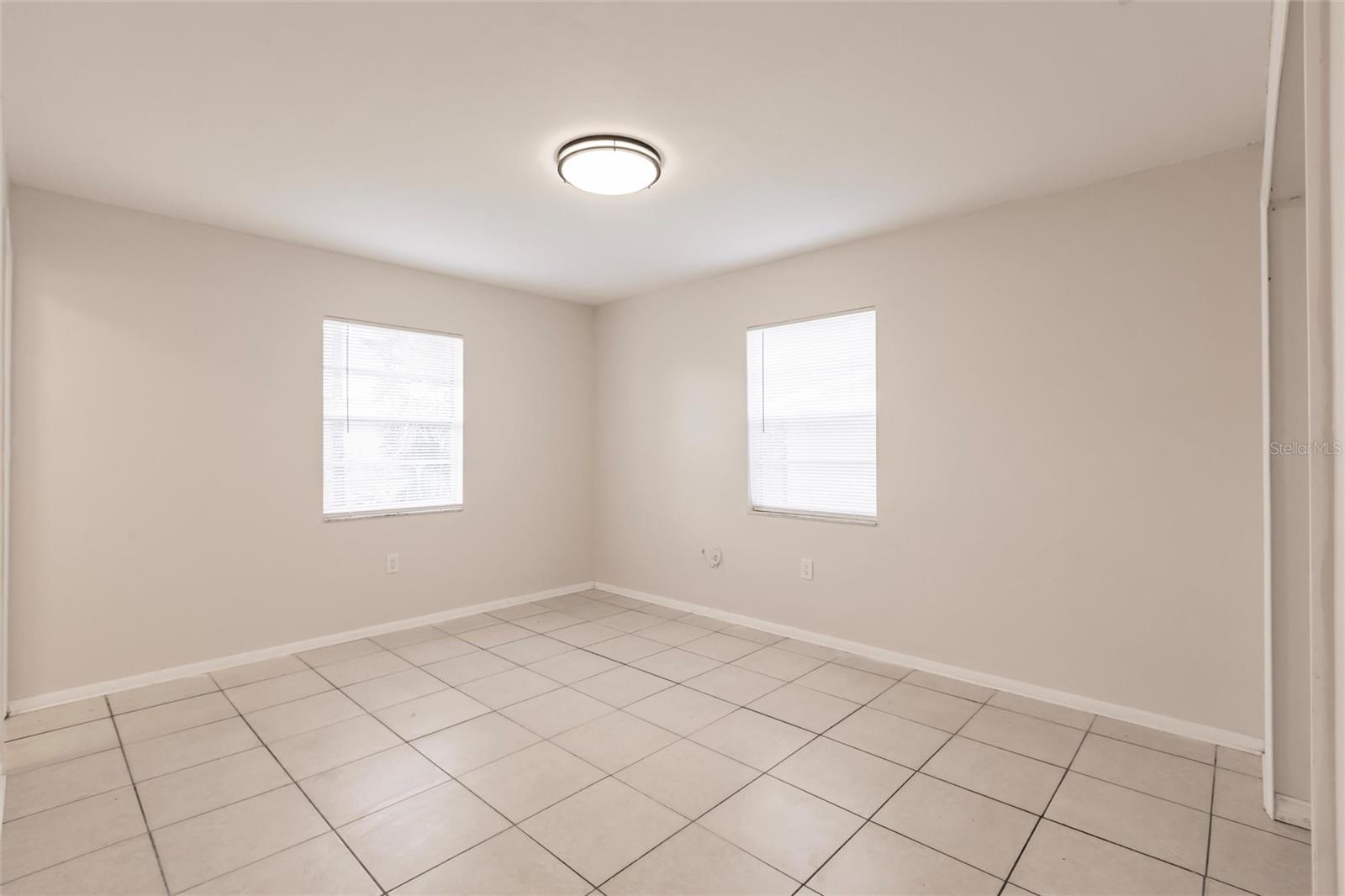 Image 42 of 62 For 1665 Florence Avenue B