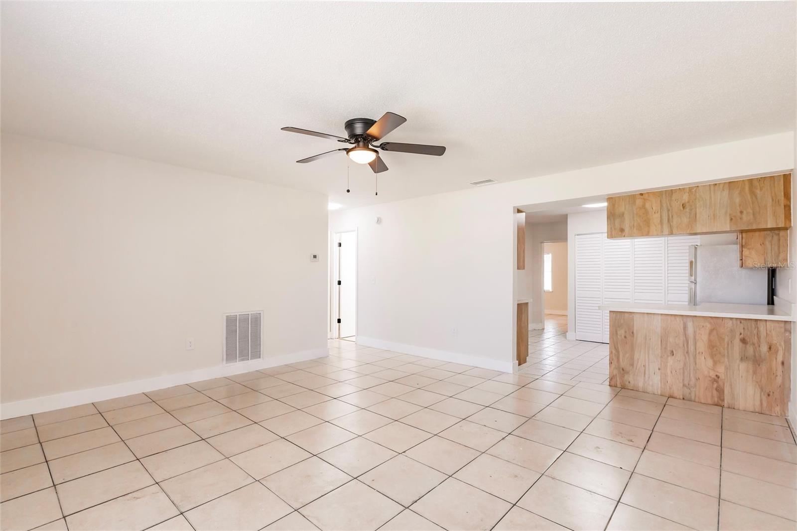 Image 6 of 62 For 1665 Florence Avenue B