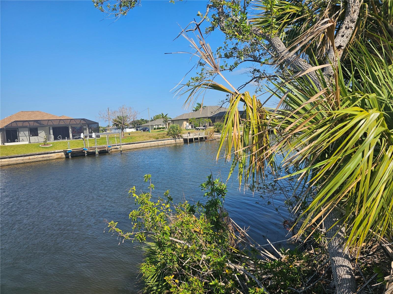 Image 3 of 9 For 2306 37th Place