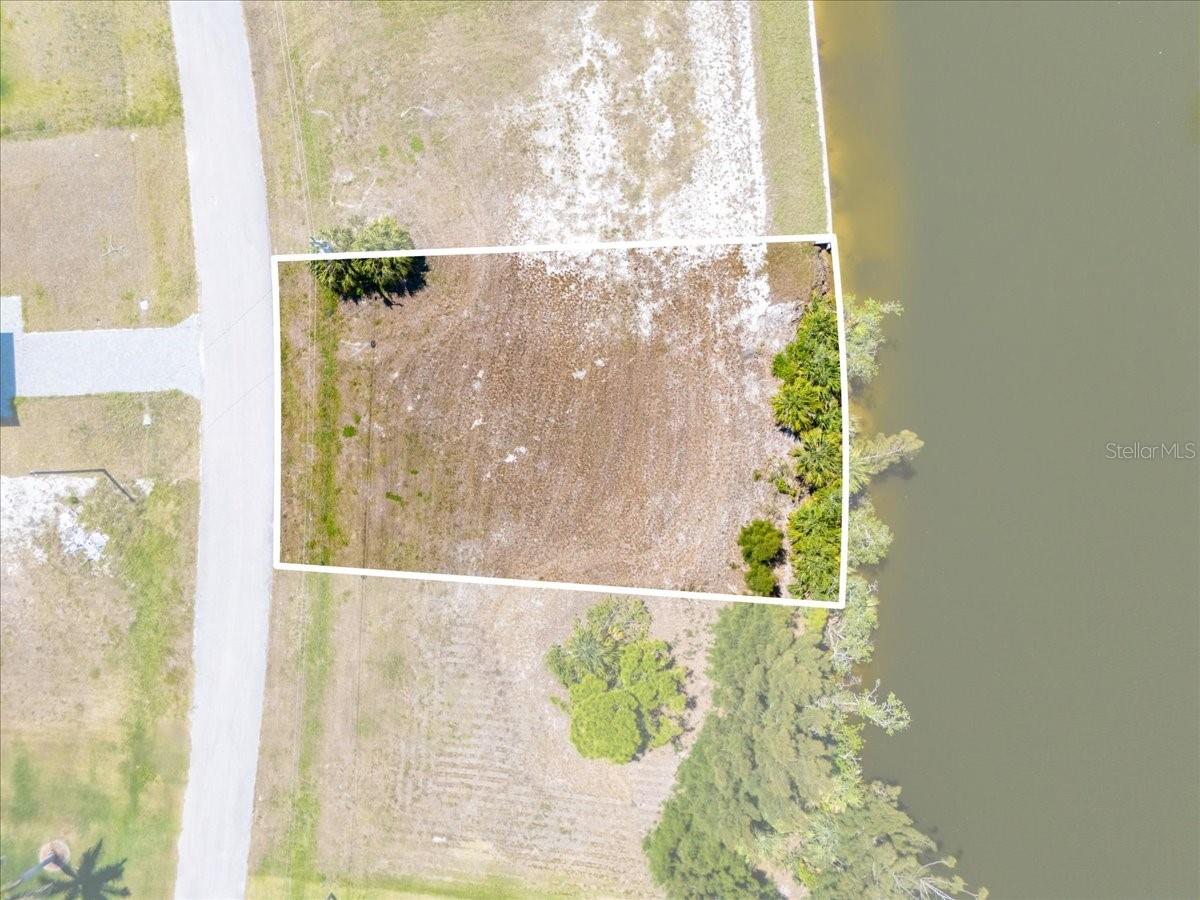 Image 9 of 9 For 2306 37th Place