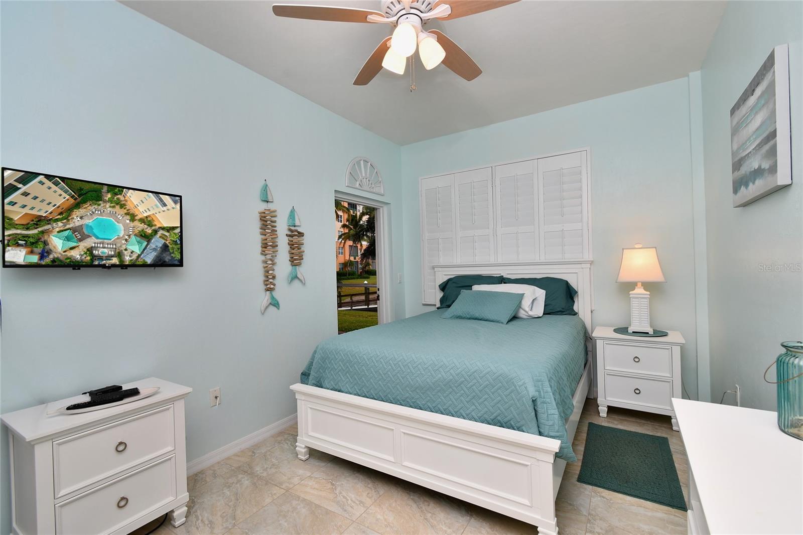 Image 15 of 37 For 2060 Matecumbe Key Road 2102