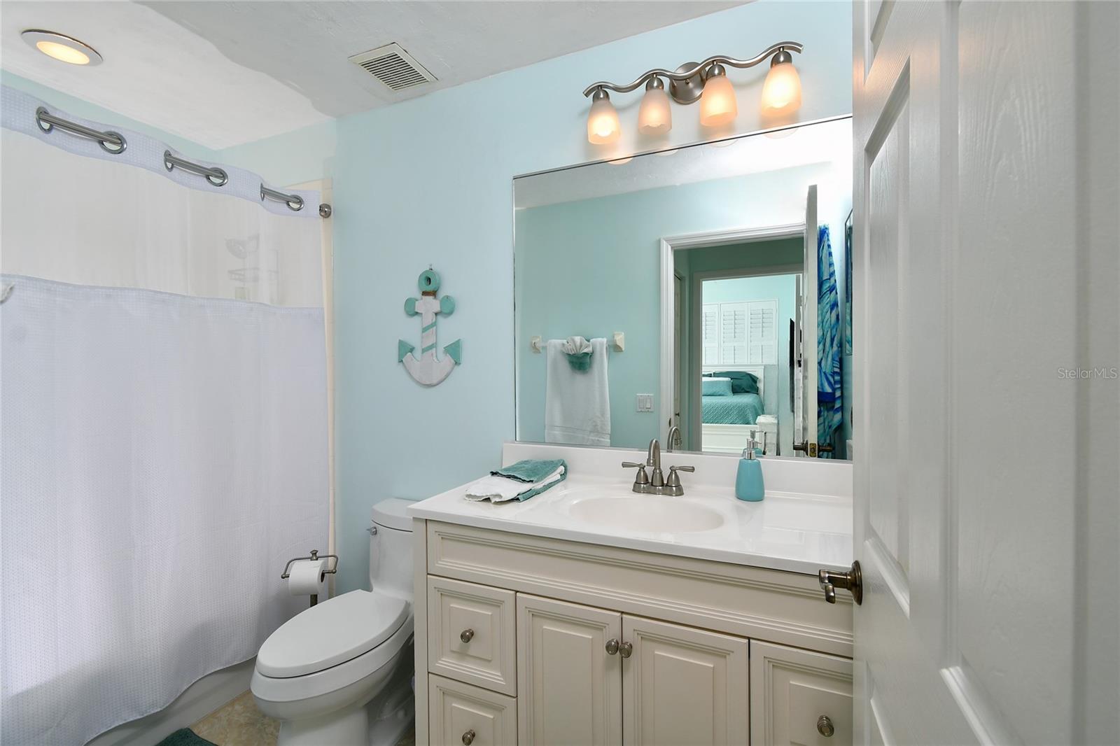 Image 16 of 37 For 2060 Matecumbe Key Road 2102