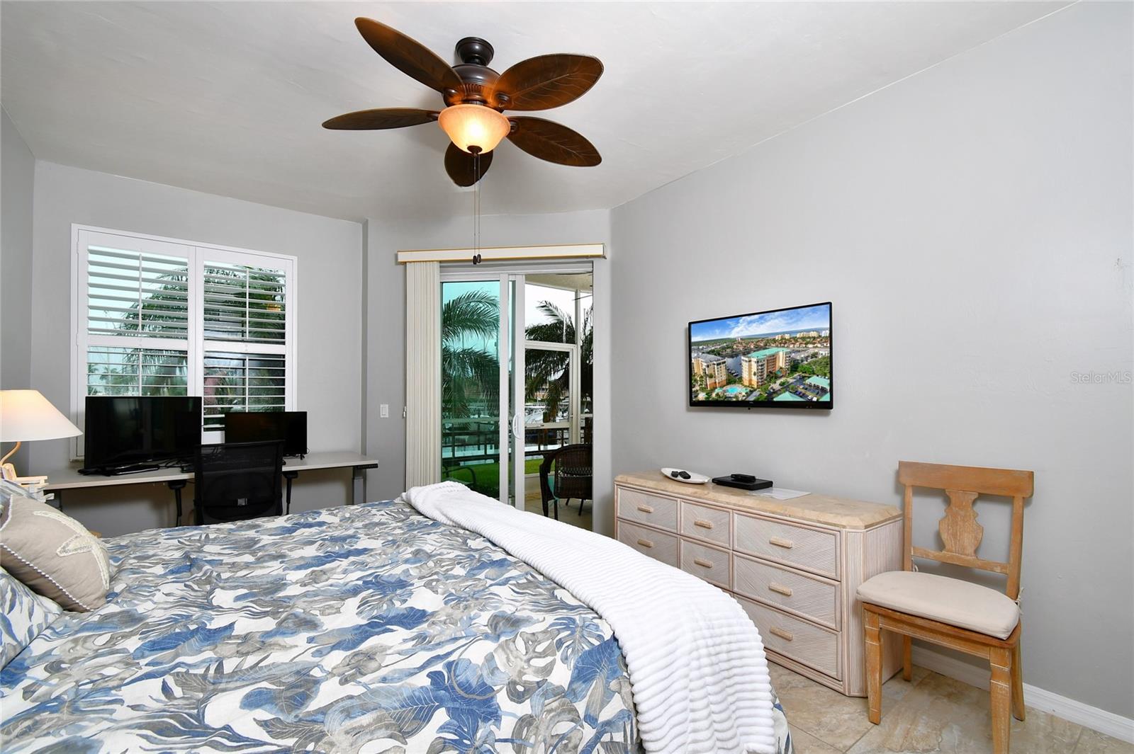 Image 19 of 37 For 2060 Matecumbe Key Road 2102